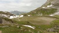 06 Lac des assiettes, dos au col de la Vanoise